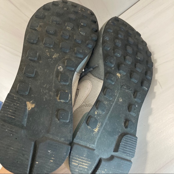 Nike Internationalist Suede Retro Sneakers 8.5 - Picture 4 of 4